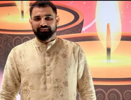 Mohammad Shami & Mohammed Siraj attacked for extending Diwali wishes [ Delhi, India ]